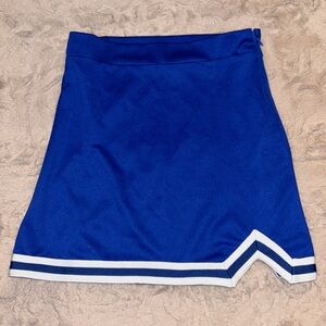 DANZCUE cheerleading skirt in size LC